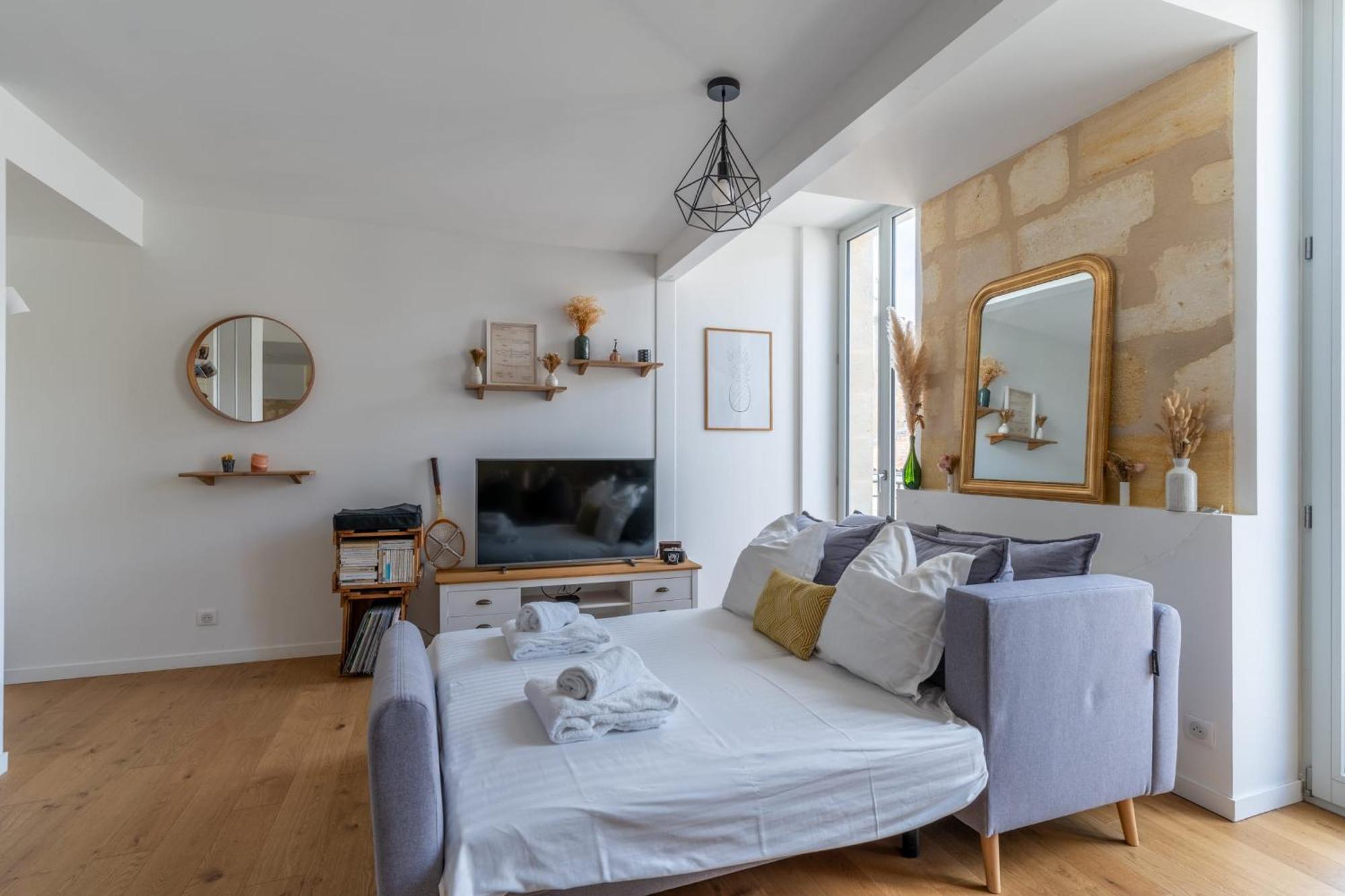 Charming Apartment In Bordeaux - Welkeys Eksteriør billede